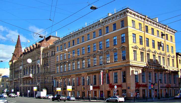 moskva-ili-sankt-peterburg-gde-vygodnee-kupit-kvartiru