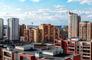 Монолит, панель, кирпич: квартиру в каком доме лучше выбрать?